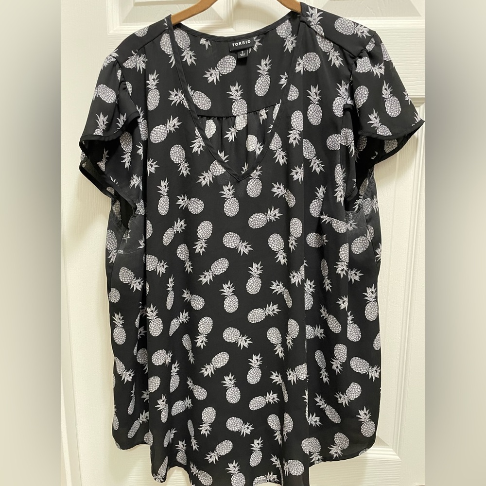 Plus Size Pineapple Blouse